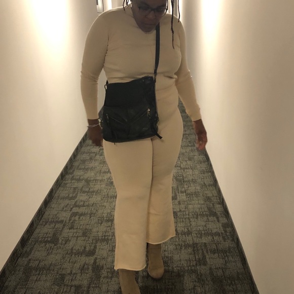 Lucky Brand Crossbody Leather Bag - Picture 1 of 13